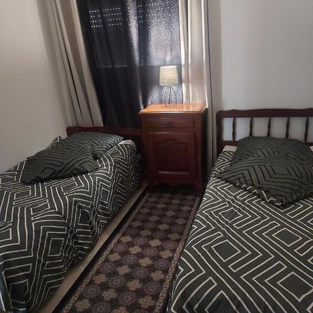 Appartement Meuble Avec Deux Chambres มูแล็ง ภายนอก รูปภาพ
