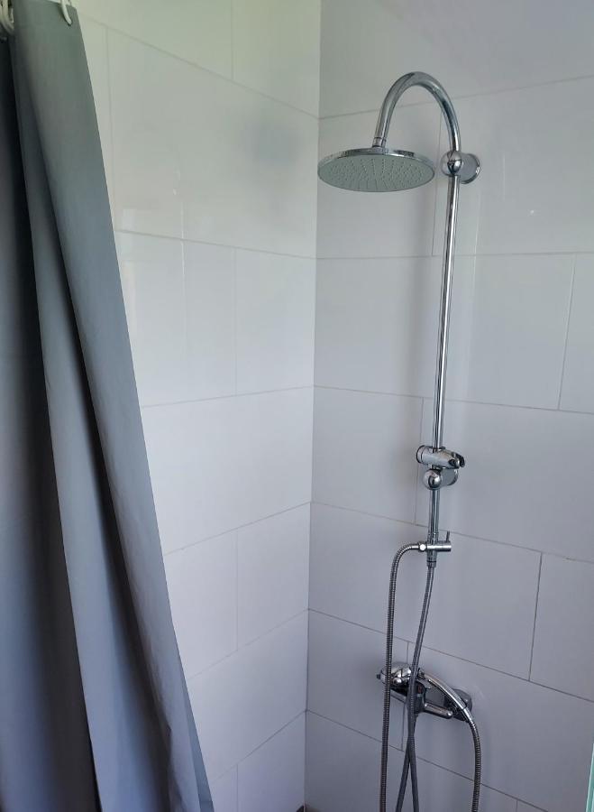 Appartement Meuble Avec Deux Chambres มูแล็ง ภายนอก รูปภาพ